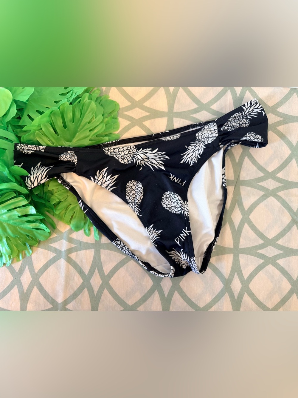 💫10/$25 • PINK Victoria's Secret Black Pineapple Print Bikini Bottom